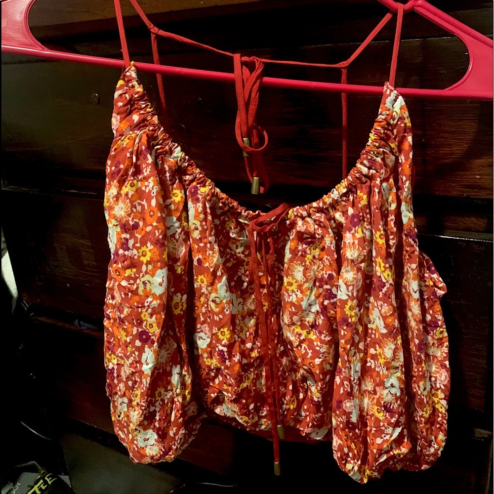 Super Cute Free People cropped tank top